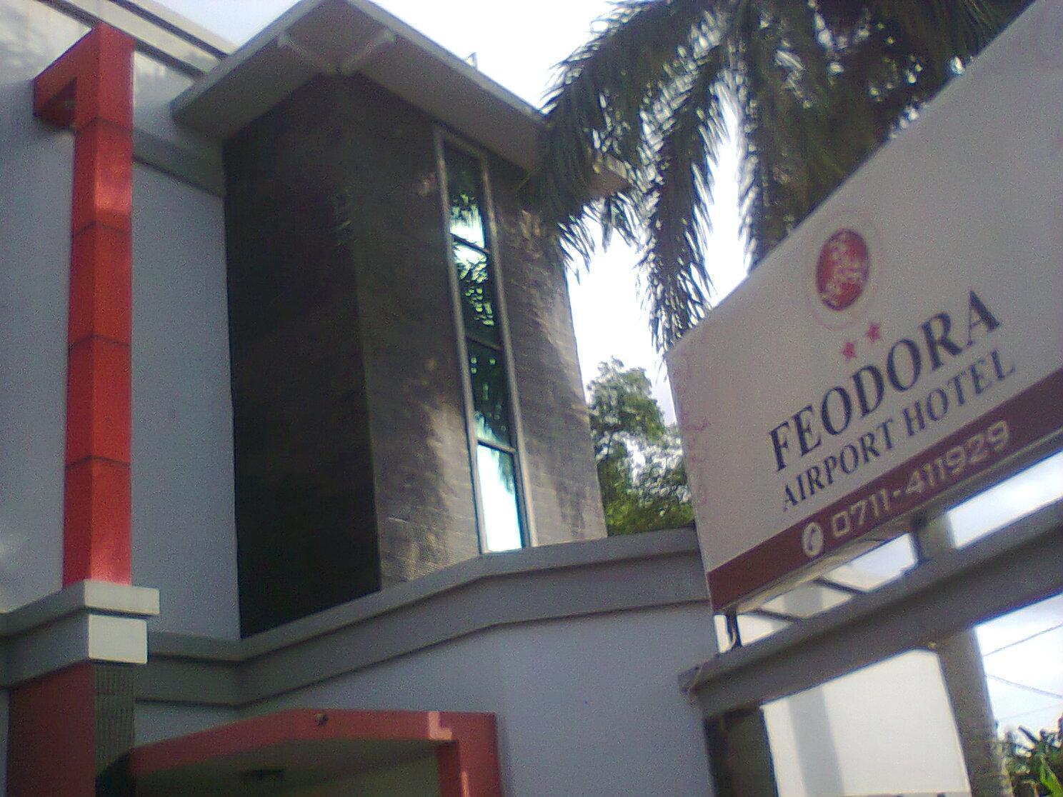 Feodora Airport Hotell Palembang Eksteriør bilde