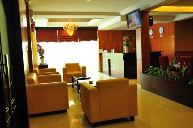 Feodora Airport Hotell Palembang Eksteriør bilde