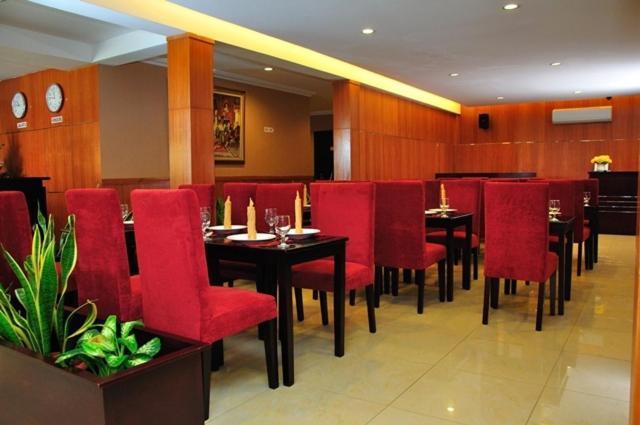 Feodora Airport Hotell Palembang Eksteriør bilde