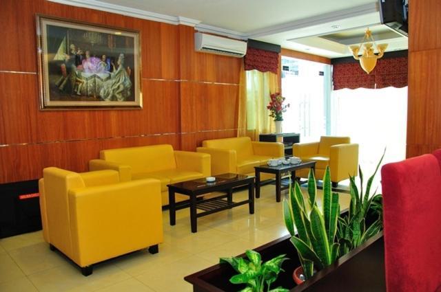 Feodora Airport Hotell Palembang Eksteriør bilde