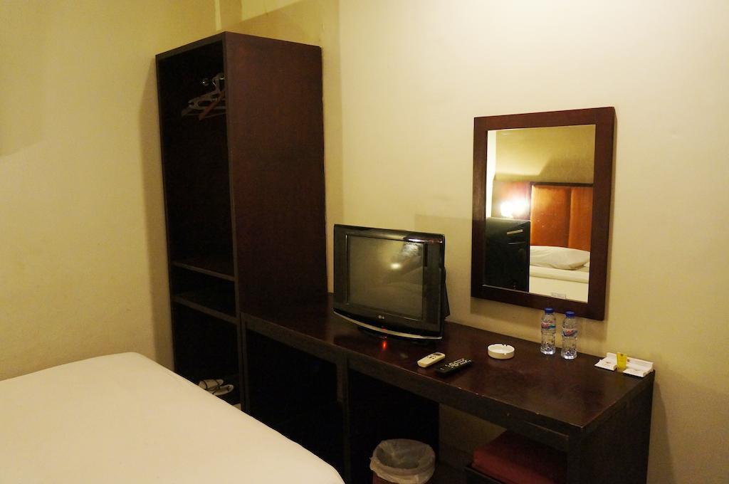 Feodora Airport Hotell Palembang Rom bilde