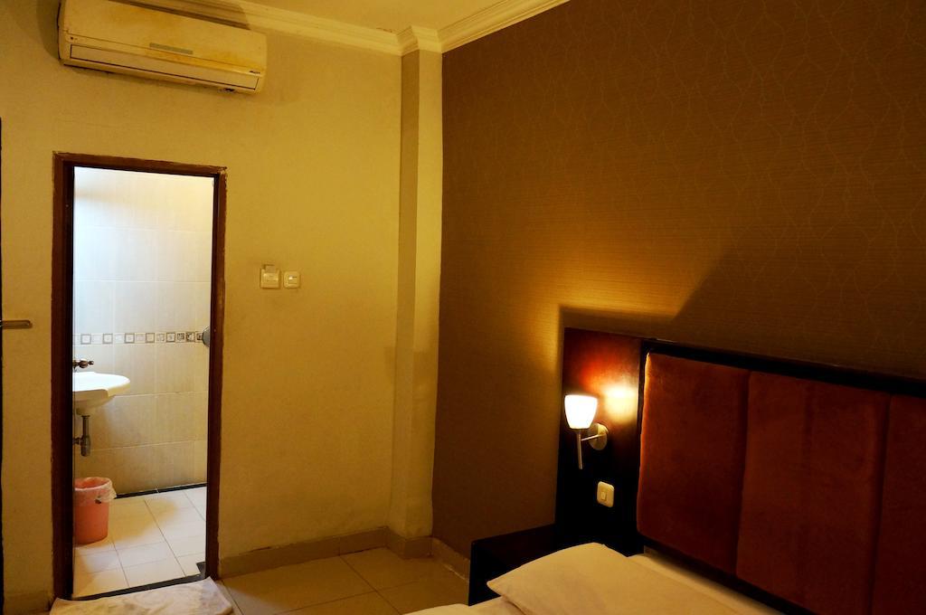 Feodora Airport Hotell Palembang Rom bilde