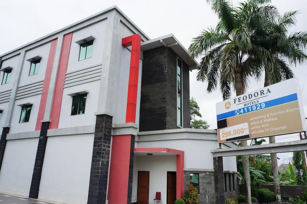 Feodora Airport Hotell Palembang Eksteriør bilde