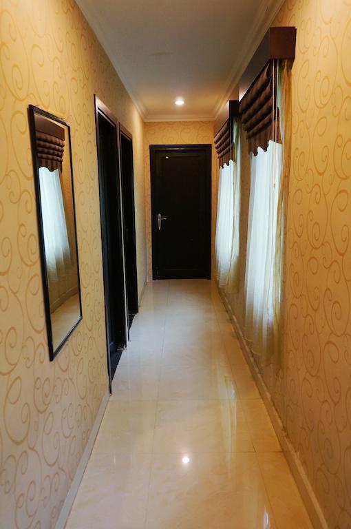 Feodora Airport Hotell Palembang Eksteriør bilde