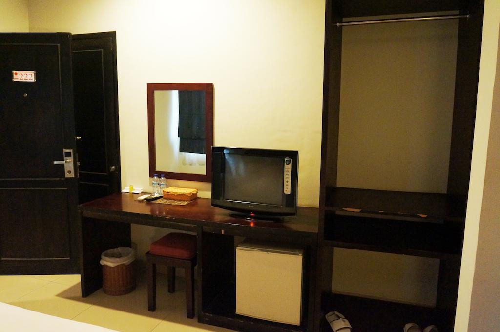 Feodora Airport Hotell Palembang Eksteriør bilde